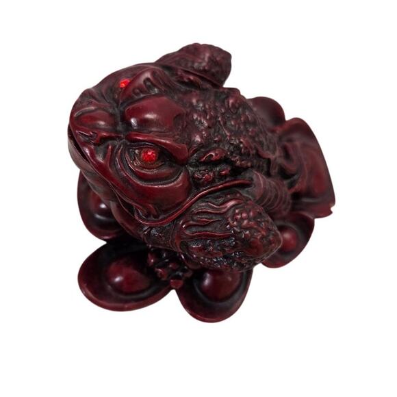 Chinese Red Resin FROG 3 Legged Feng Shui Toad Figurine Red Eyes Money - Picture 2 of 13